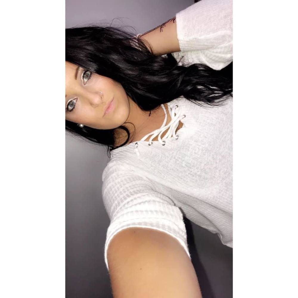 Meet your Posher, Kenzie